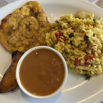 Boriken Restaurant - Yellow rice with chicken, beans, and plantains - Puerto Rican Near Me - Beaverton, Oregon