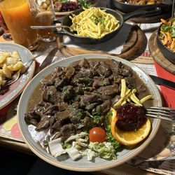 Wittenberger Kartoffelhaus Zum Schwarzer Baer - Wild Gulasch und Spätzle