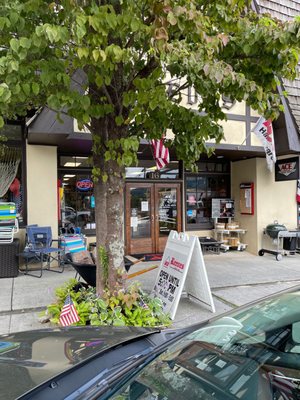 Reeves Ace Hardware by null