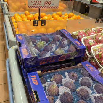 Galleria Supermarket - Figs - International Grocery Near Me - Toronto, Ontario