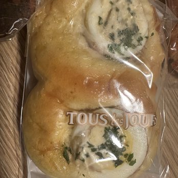 Tous Les Jours - Twin Egg Bread - Coffee & Tea Near Me - Chicago, Illinois