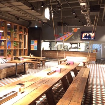 Enzo's - Interiör - Sports Bars Near Me - Stockholm, Alberta