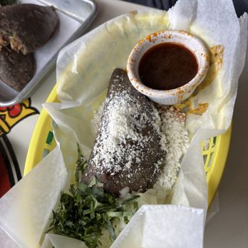 De Nada Cantina - Quesadilla - Mexican Near Me - Austin, Texas De Nada Cantina - Quesadilla - Mexican Near Me - Austin, Texas