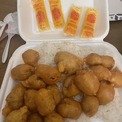 Green Tea Chinese Restaurant - This is my third attempt at writing a really bad review.  I guess 3.5 lines is too much. Green Tea "restaurant". you