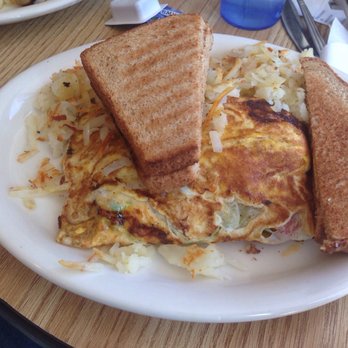 Peanuts Deluxe Cafe - Omelet plate - Diners Near Me - San Jose, California