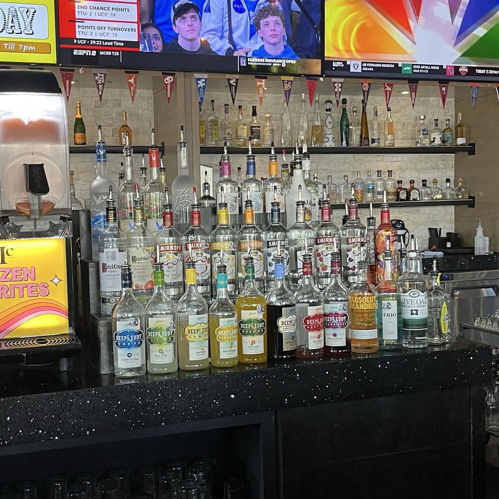 Mcintyre's Southtown - Sports Bars Near Me - San Antonio, Texas
