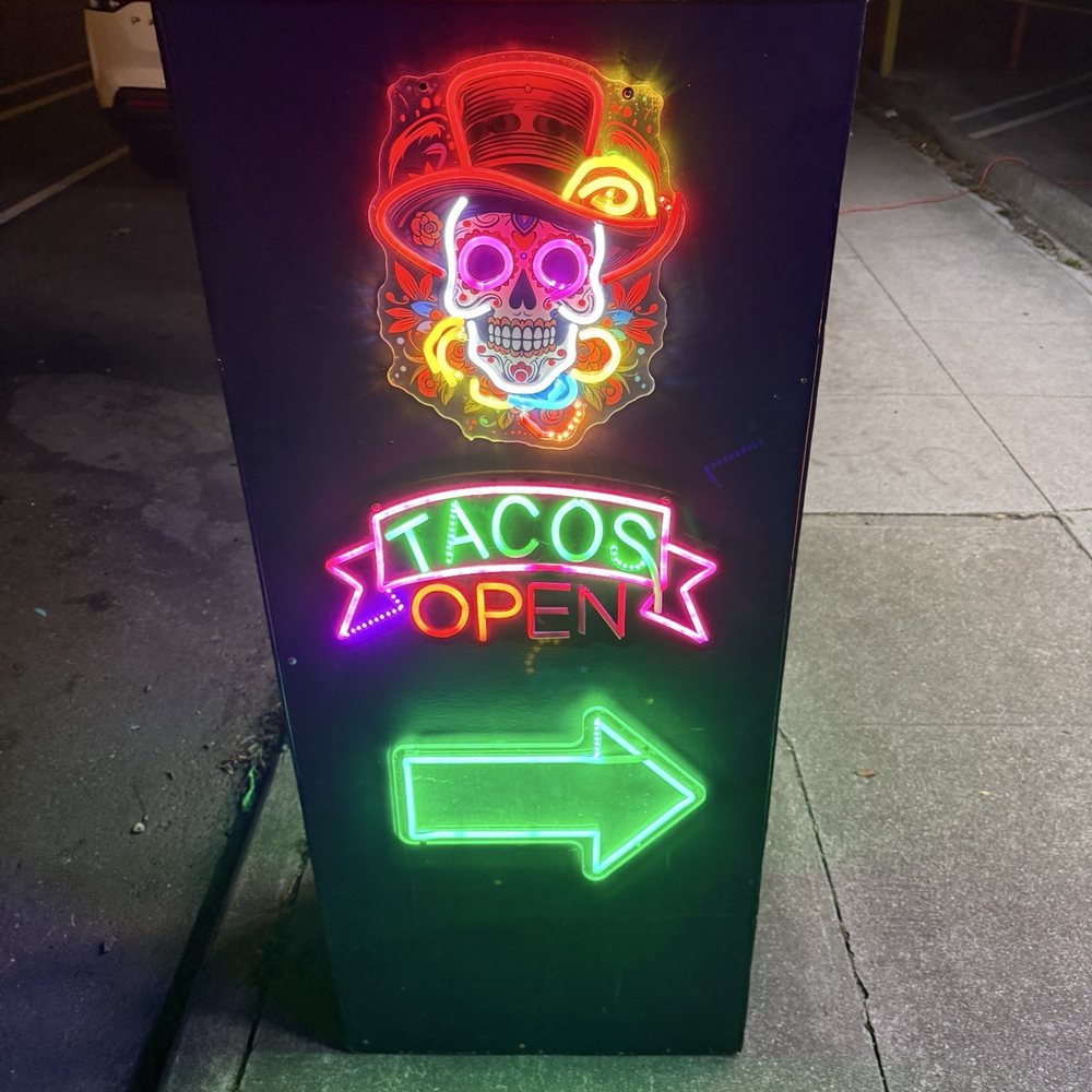 Taco N'Madre - Food Trucks Near Me - San Francisco, California