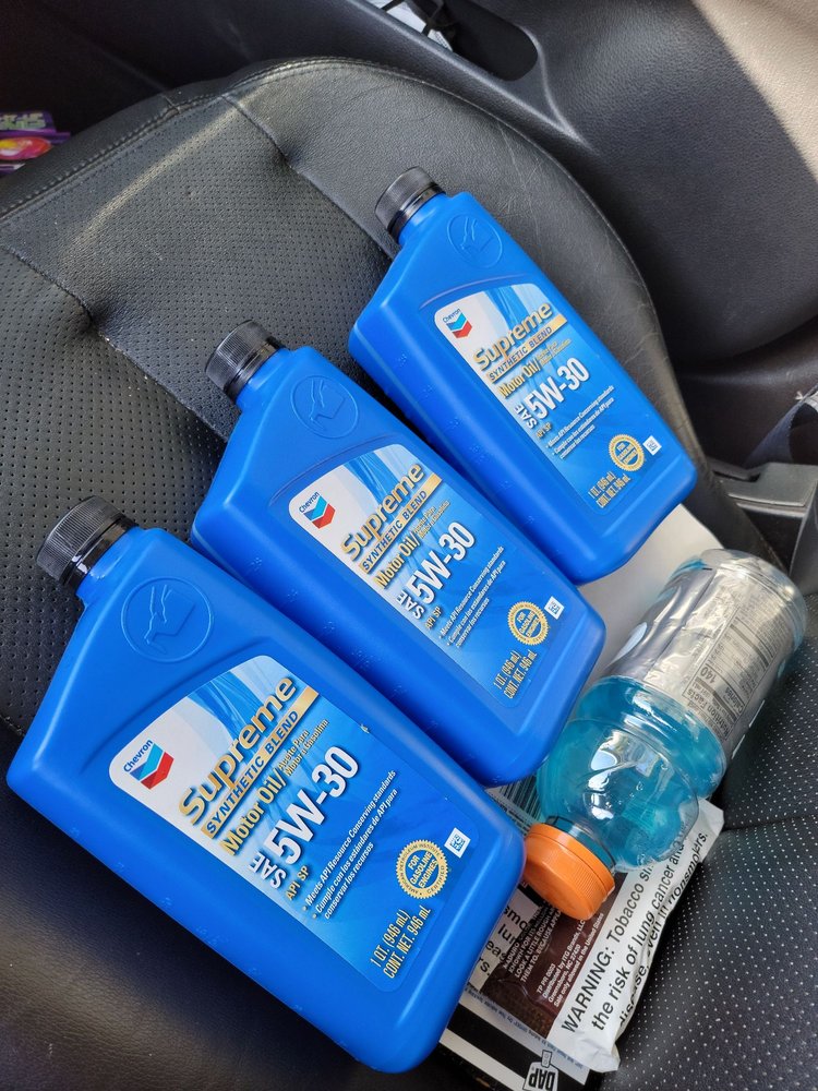 JIFFY LUBE Updated September 2024 36 Photos & 184 Reviews 153 W