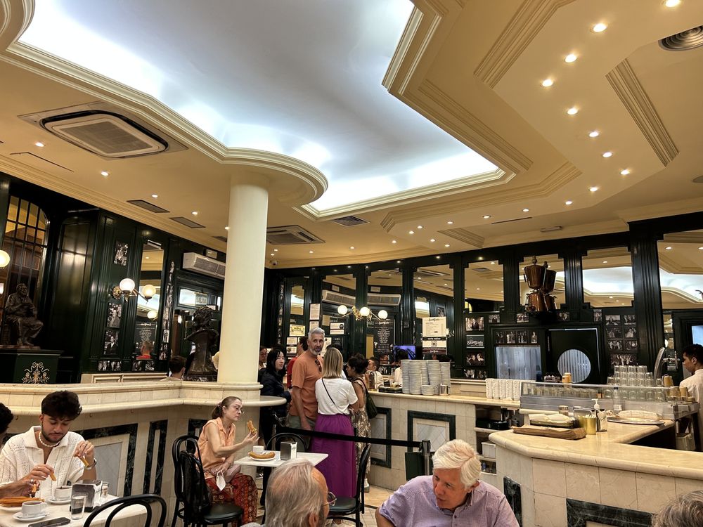 Chocolatería San Ginés