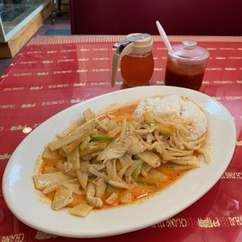 Thai Star - Gang Gai with chicken. This is the lunch portion! - Thai Near Me - Warren, Michigan Thai Star - Gang Gai with chicken. This is the lunch portion! - Thai Near Me - Warren, Michigan