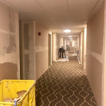 Comfort Suites Salem - Hotels Near Me - Salem, Oregon