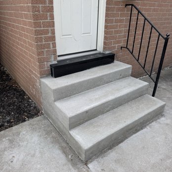 Mitten Made Concrete - Concrete steps - Masonry/Concrete Near Me Mitten Made Concrete - Concrete steps - Masonry/Concrete Near Me