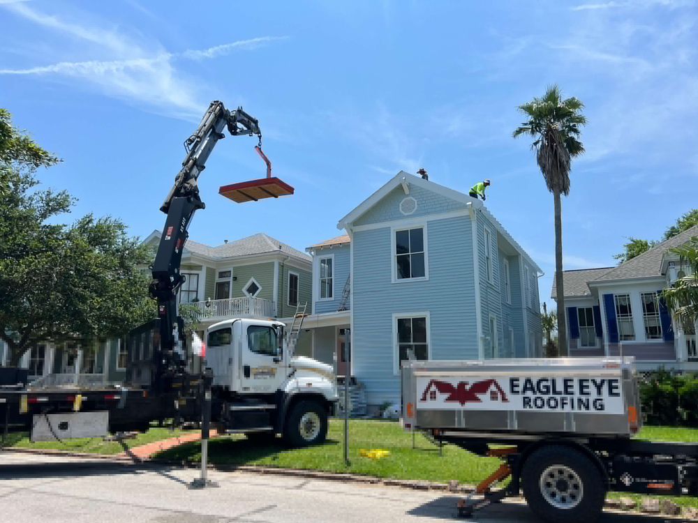 Slide of Eagle Eye Roofing