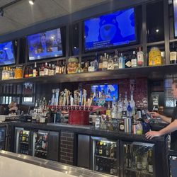 Red’s Kitchen + Tavern - Bar with Jack the tender