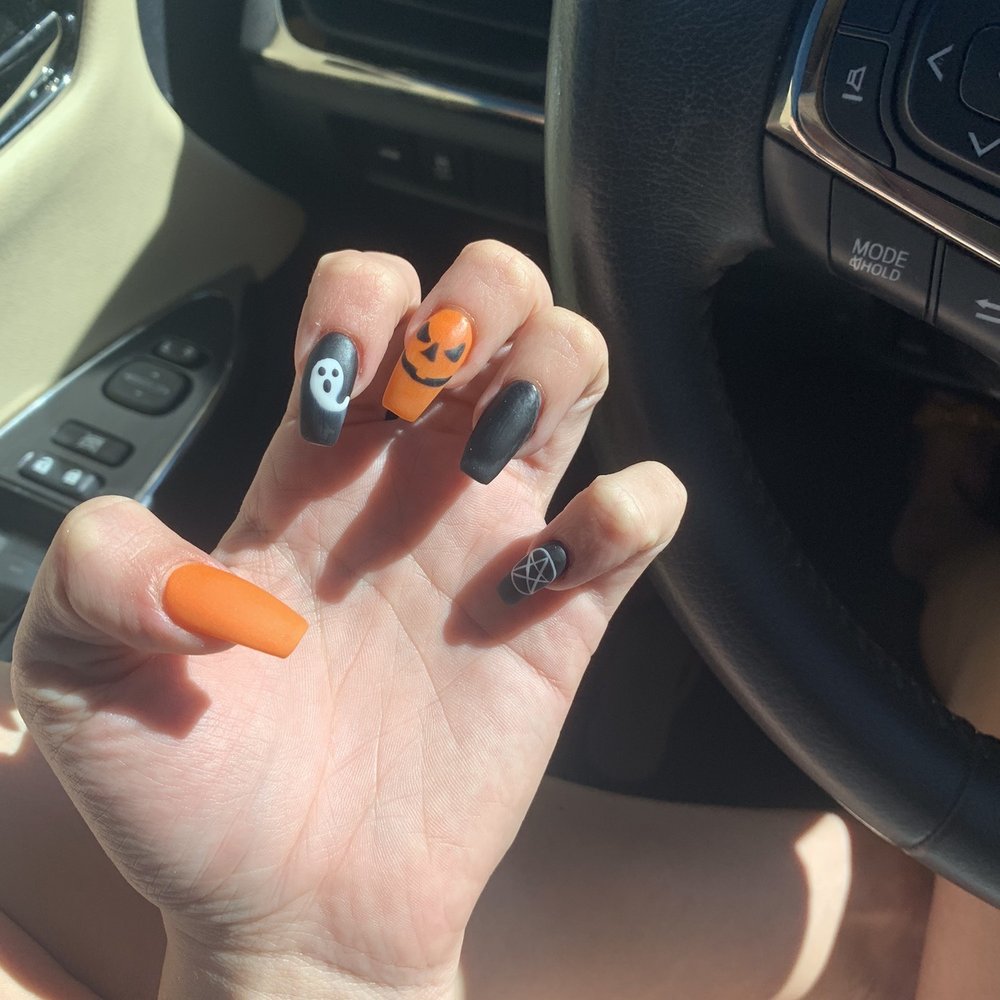 Vanity Nails & Spa - Dip power natural nails with gel designs. - Nail Salons Near Me - Las Vegas, Nevada Vanity Nails & Spa - Dip power natural nails with gel designs. - Nail Salons Near Me - Las Vegas, Nevada