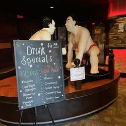 Sumo Japanese Steakhouse & Sushi Bar