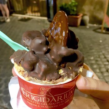 Frigidarium - Frigidarium & Limone gelato, dipped in chocolate. Frigidarium is both sweet and rich, would recommend mixing with something tart - Ice Cream & Frozen Yogurt Near Me - Rome, RM