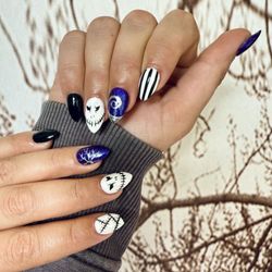 Lotus & Lily’s Nails