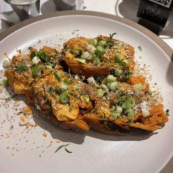 Pez Loco Restaurant & Tequila Bar - Not a sweet potato fan but whatever sauce this is makes it work! Ate the whole thing - Mexican Near Me - Miami, Florida
