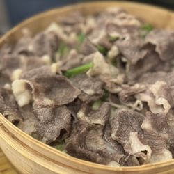 Hansik - Brisket with bean sprouts