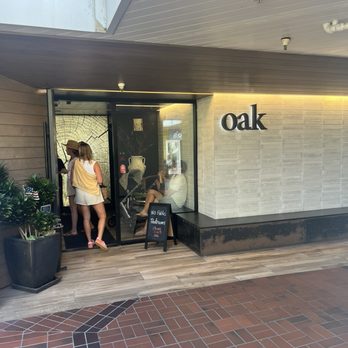 Oak - New American Near Me - Laguna Beach, California