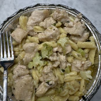 Amici's Restaurant - Pizza Near Me - Maywood, New Jersey