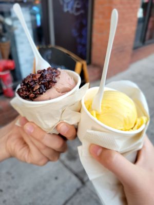 à la Minute Ice Cream by null
