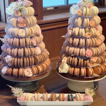 Macarons By Agatha - Ombre macaron tower (colors: cream, blush, dusty pink to rose gold) - Macarons Near Me