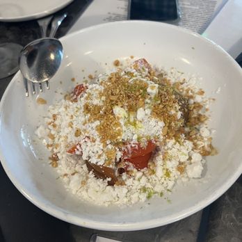 Eating House - Heirloom tomatoes - Beer, Wine & Spirits Near Me - Miami, Florida Eating House - Heirloom tomatoes - Beer, Wine & Spirits Near Me - Miami, Florida