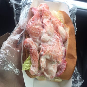 Larson's Lunch Box - Lobster roll! - Seafood Near Me - Damariscotta, Maine