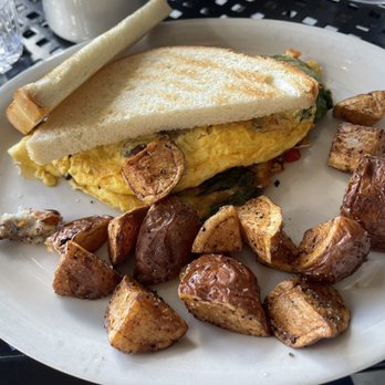 Sunset Grill - French lady omelette - American Near Me - Fredericksburg, Texas Sunset Grill - French lady omelette - American Near Me - Fredericksburg, Texas
