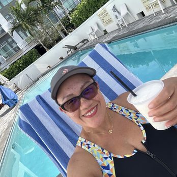 Hampton Inn Delray Beach - Pool - Hotels Near Me - Delray Beach, Florida