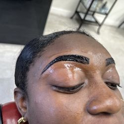 Uzma Eyebrows Threading