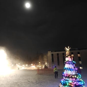 Canyon Lodge - Ski Resorts Near Me - Mammoth Lakes, California