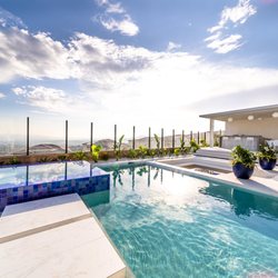 Westmod.
Luxury Pools and Landscapes.
Pool Builder.
Pool Contractor.