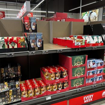 ALDI - Christmas! - Grocery Near Me - Orlando, Florida ALDI - Christmas! - Grocery Near Me - Orlando, Florida