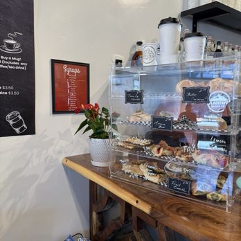 flagstaff baking co - Bakery case with pastries - Bakeries Near Me - Flagstaff, Arizona