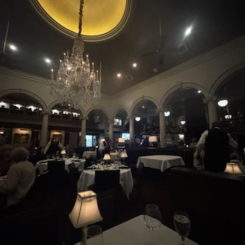 Arthur's Steakhouse - Dining area - Seafood Near Me - Addison, Texas Arthur's Steakhouse - Dining area - Seafood Near Me - Addison, Texas