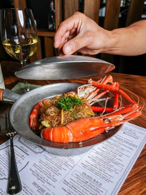 Thai Meric Eatery & Bar by null