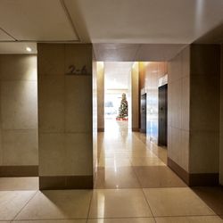 Kenneth O Sparks, MD - LOBBY