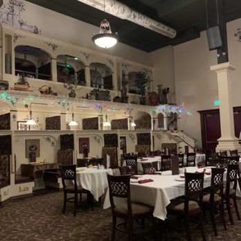 DiCicco's - Dining Room - Italian Near Me - Denver, Colorado