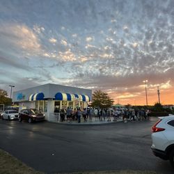 Zesto Ice Cream - Exterior