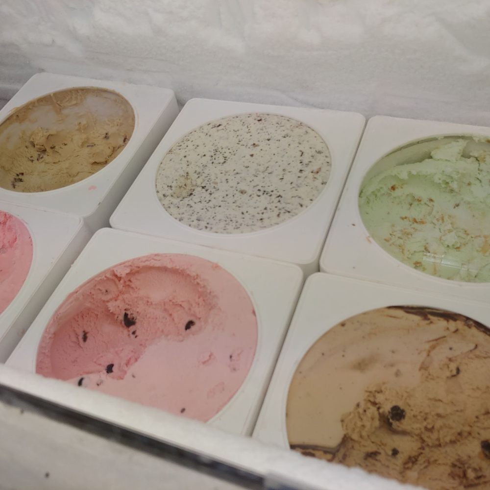 Off the Beaten Path Ice Cream Shoppe - Lots of Hershey ice cream flavors - Ice Cream & Frozen Yogurt Near Me - Damascus, Virginia Off the Beaten Path Ice Cream Shoppe - Lots of Hershey ice cream flavors - Ice Cream & Frozen Yogurt Near Me - Damascus, Virginia