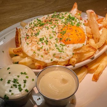 Au Cheval - Bars Near Me - Chicago, Illinois Au Cheval - Bars Near Me - Chicago, Illinois