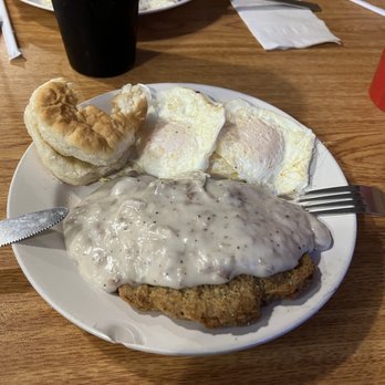Indian Valley Inn - Country fried steak with gravy eggs and biscuit - New American Near Me - Tiskilwa, Illinois Indian Valley Inn - Country fried steak with gravy eggs and biscuit - New American Near Me - Tiskilwa, Illinois