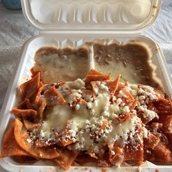 El Nayarit - Super dry chilaquiles, no thank you