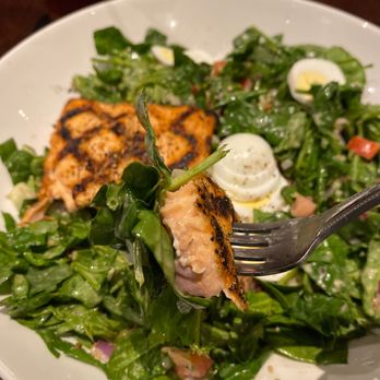 Firebirds Wood Fired Grill - Spinach & Salmon Salad - Seafood Near Me - Chattanooga, Tennessee