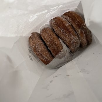 Duke's Donuts - Apple cider - Food Trucks Near Me