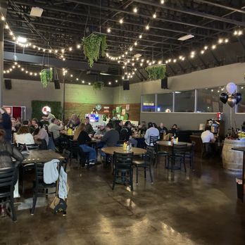 2 Row Brewing - Interior seating area - Breweries Near Me - Midvale, Utah