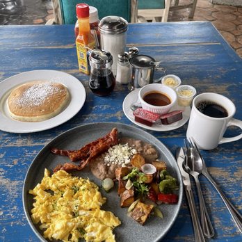Las Rocas Resort - The free breakfast that's included. The red salsa is delicious. - Day Spas Near Me - Rosarito, BCN